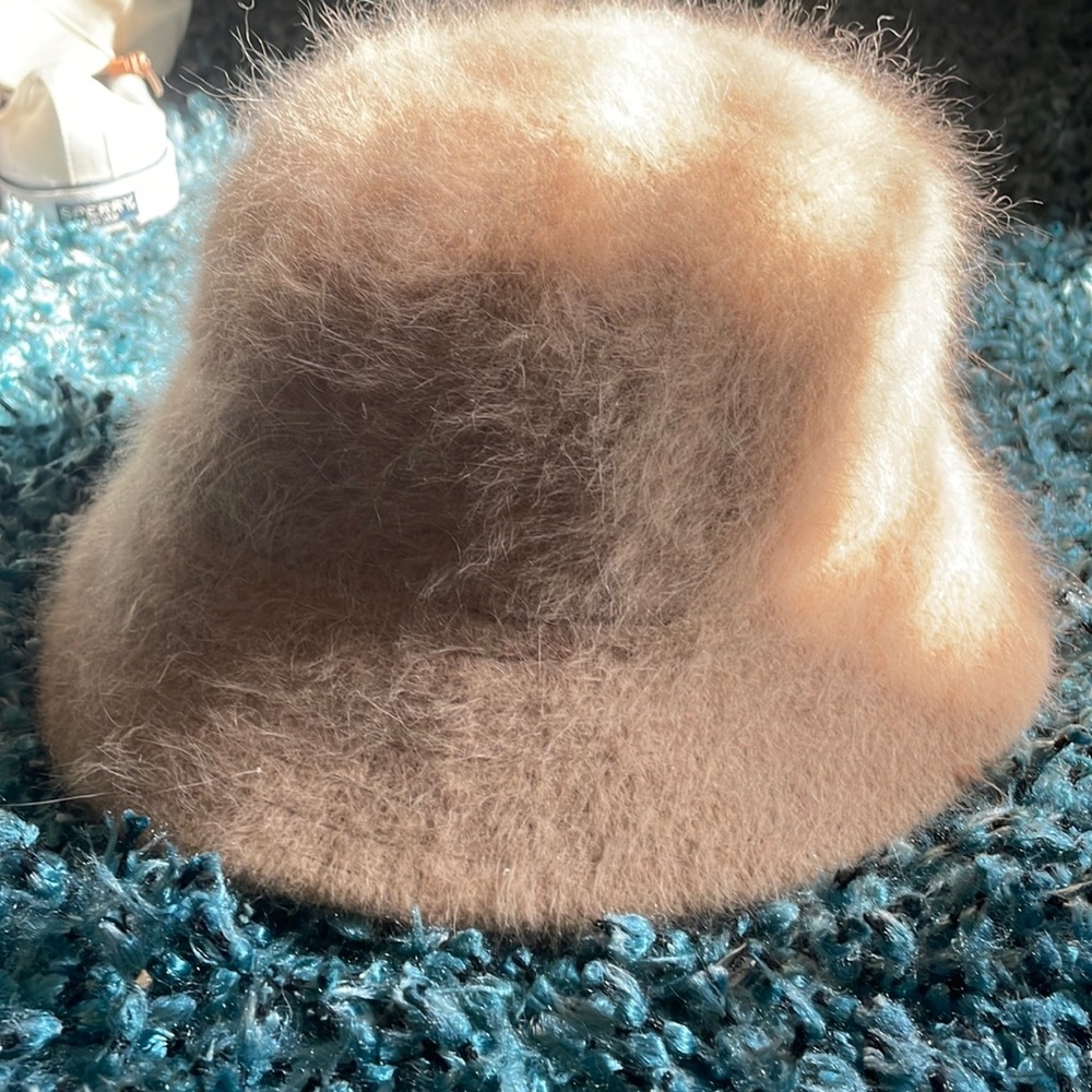 Womans angora hat